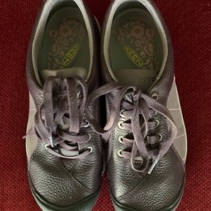 Keen Presidio comfort shoe